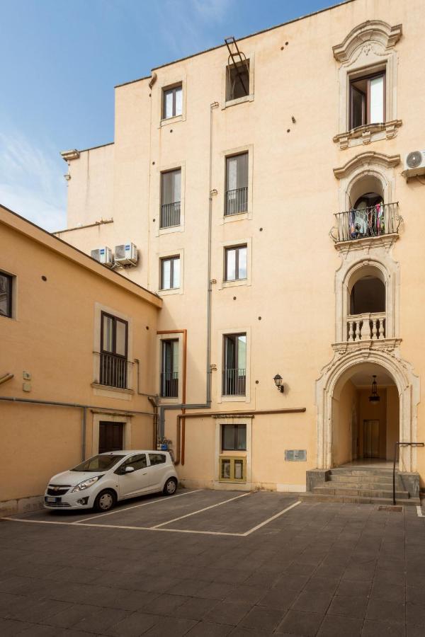 Suite La Pergola - Centro Storico Катания Экстерьер фото