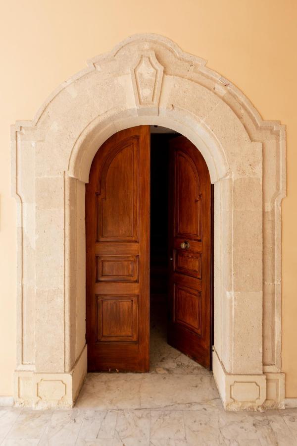 Suite La Pergola - Centro Storico Катания Экстерьер фото